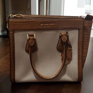 Good Condition Tan Michael Kors Purse